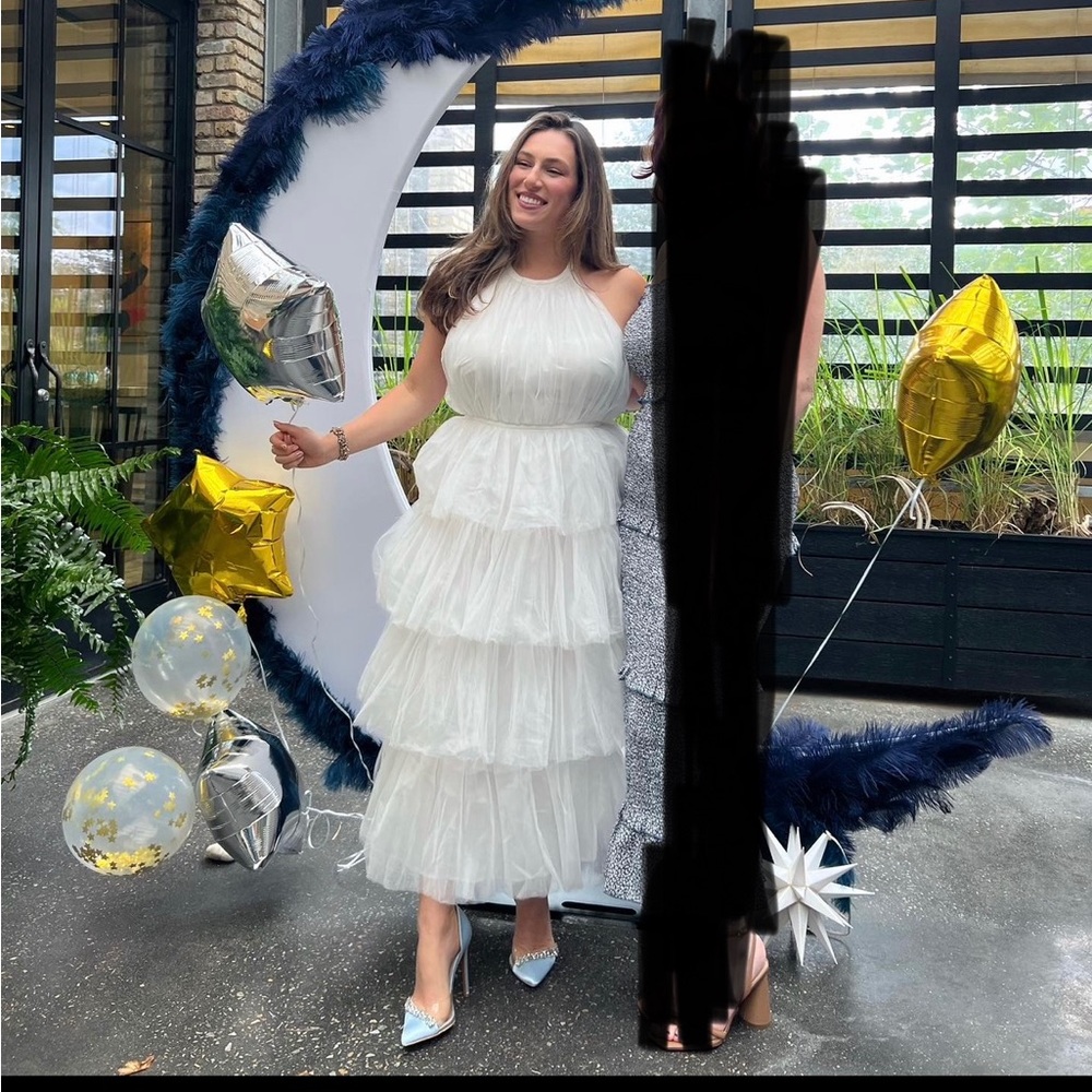 Lulu’s White Tulle Halter Dress